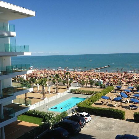 Heron Apartments Lido di Jesolo Luaran gambar